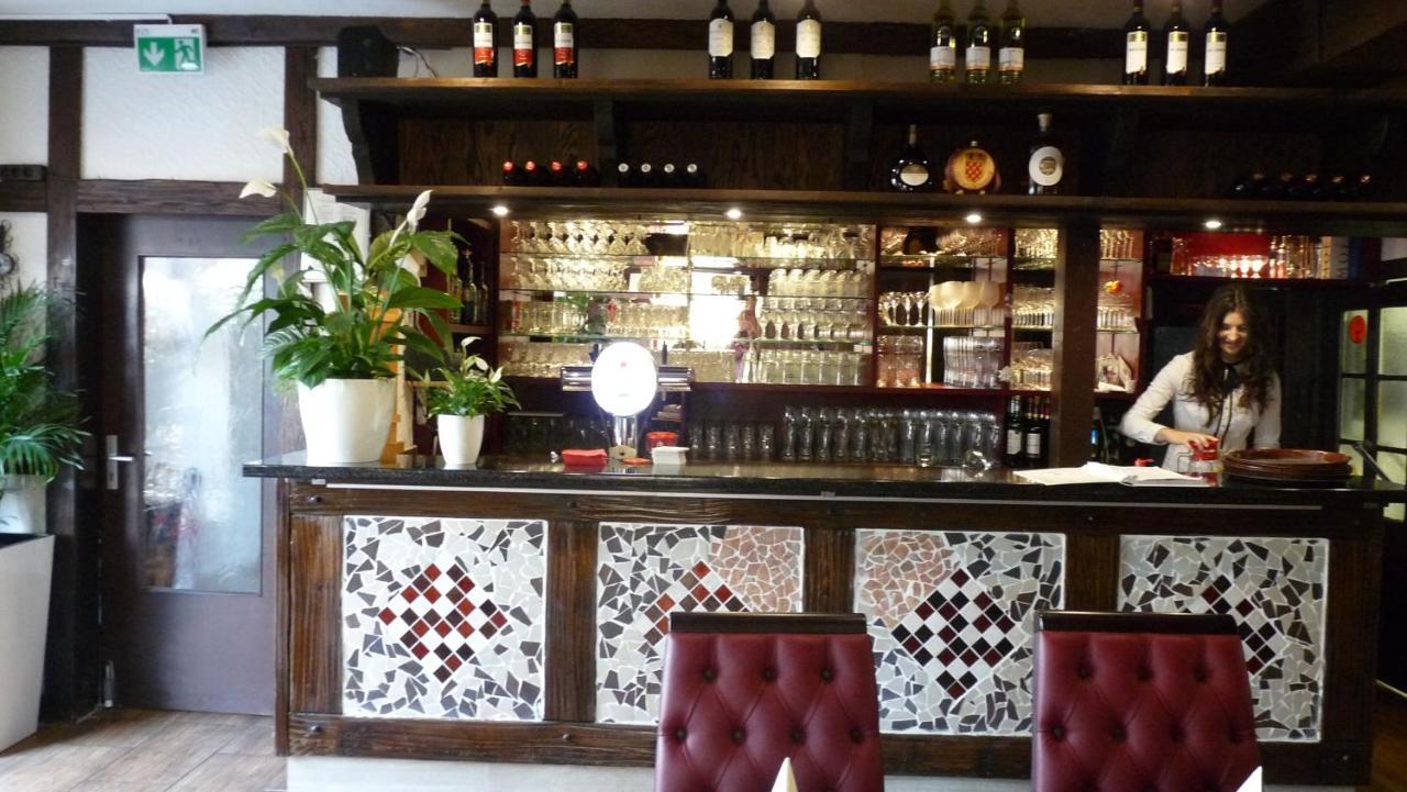 Hotel Rodizio Ug Wolfsburg Eksteriør bilde